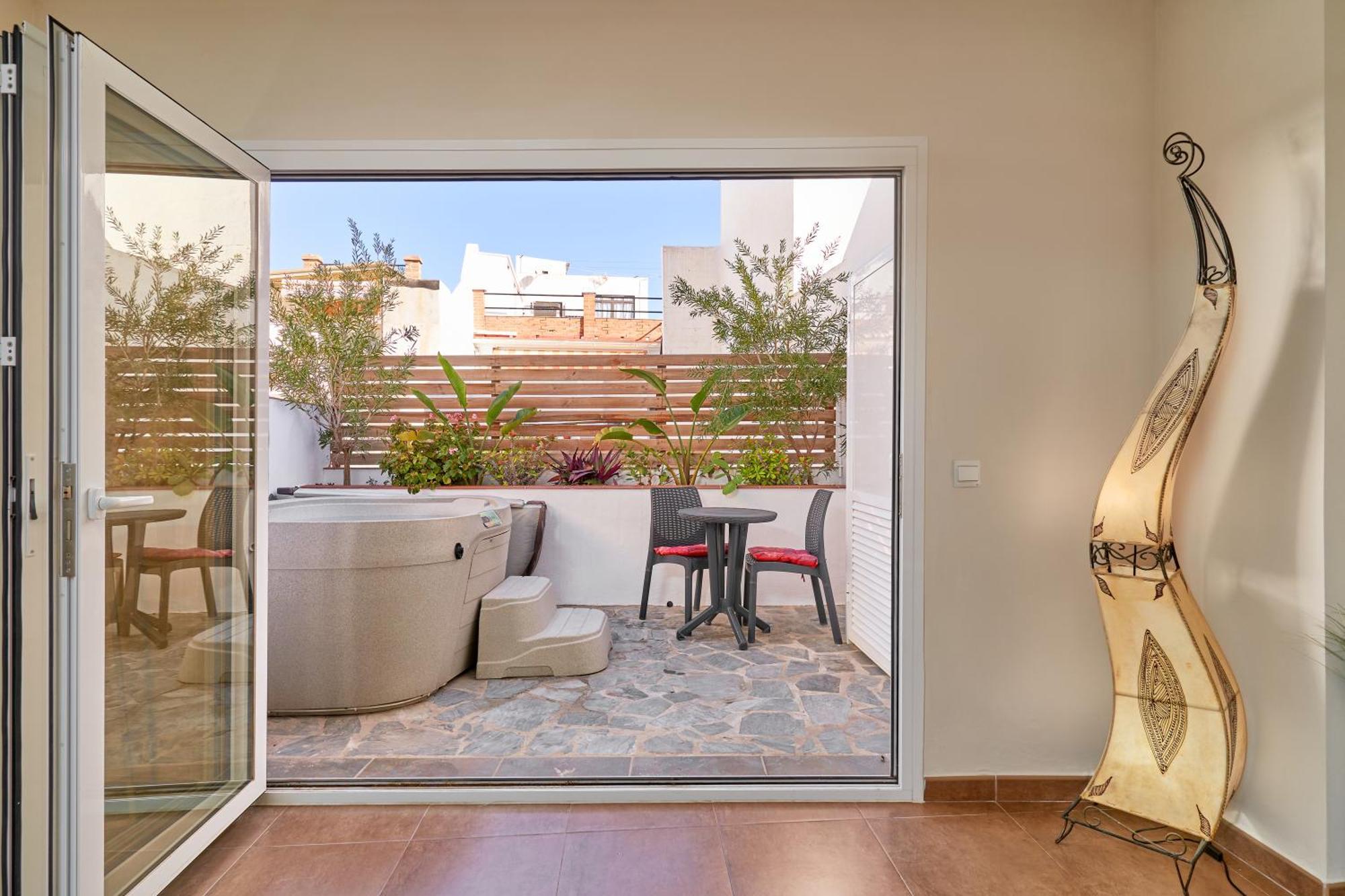 Luxury 1St Floor Apartment In Nerja Extérieur photo